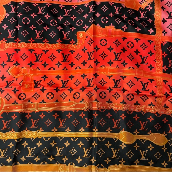Authentic Louis Vuitton Scarf Bandana Rising Confidential Monogram M76145 Silk - Picture 11 of 16